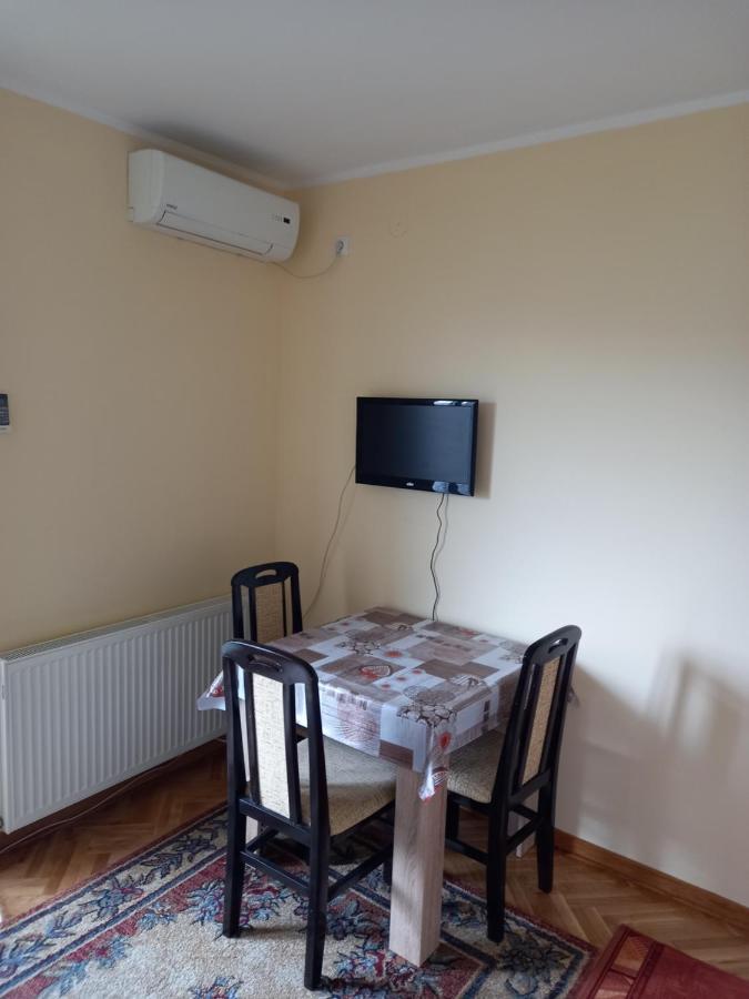 Apartmani Ivancica Vrnjacka Banja Exterior photo
